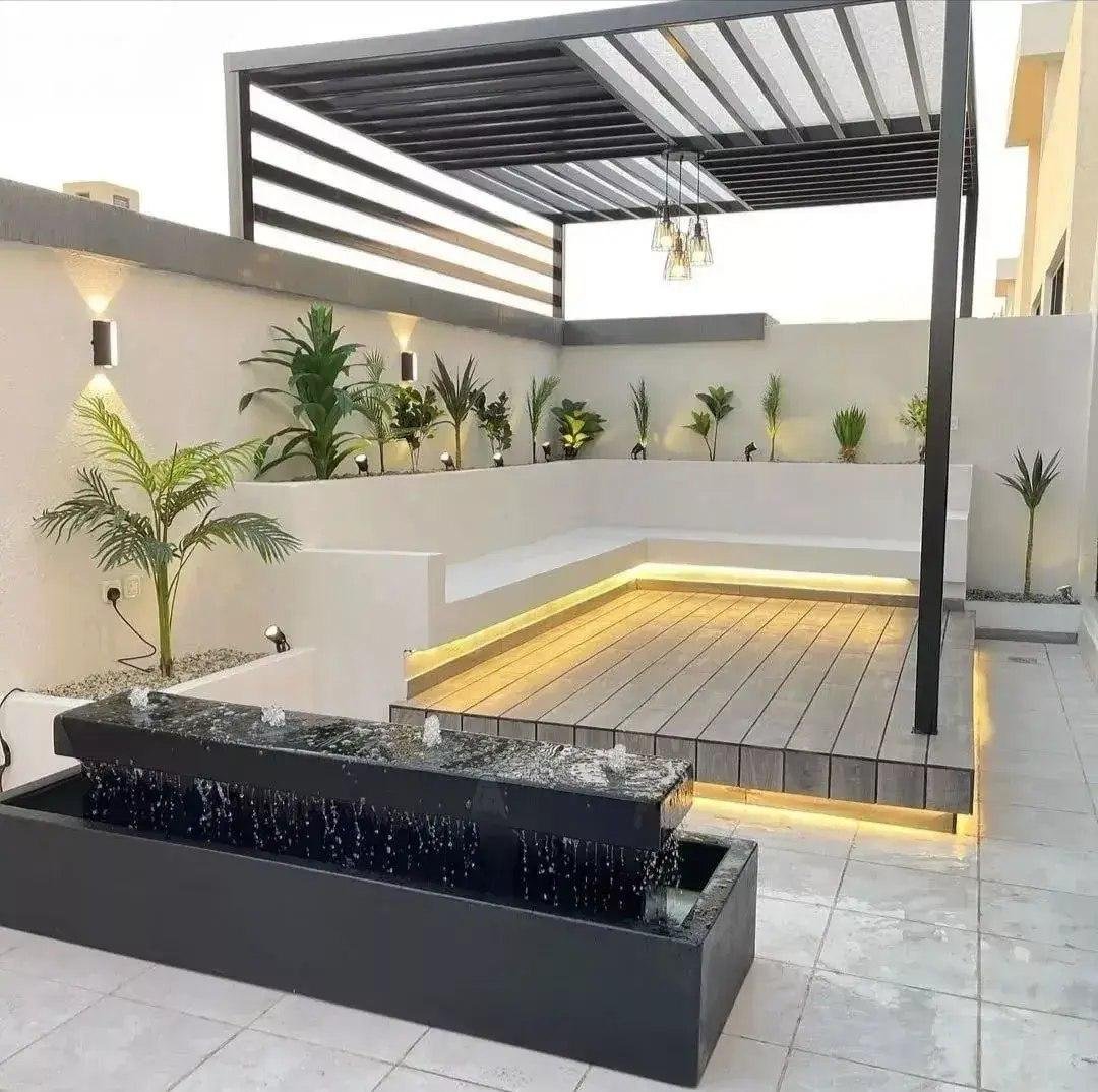 Metal gates